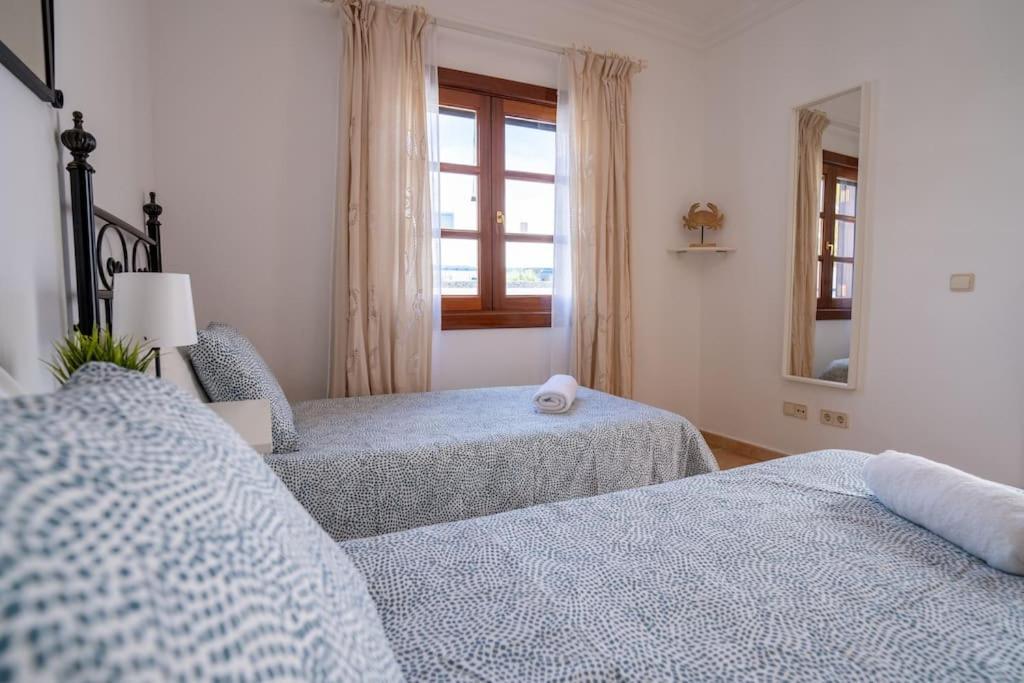 Beautiful Home In Lanzarote 5 Mins From Marina 플라야블랑카 외부 사진