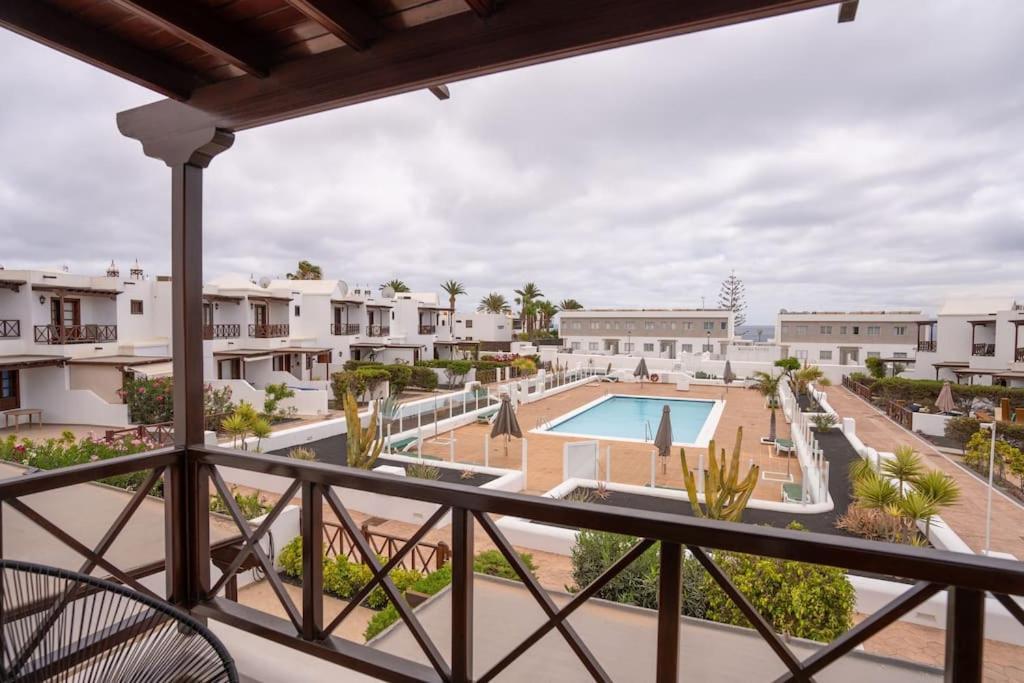 Beautiful Home In Lanzarote 5 Mins From Marina 플라야블랑카 외부 사진